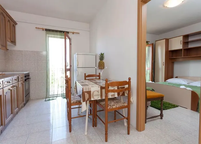 Ana Appartement Makarska