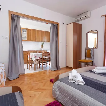 Apartament Ana *