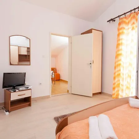 アパート Ana マカルスカ