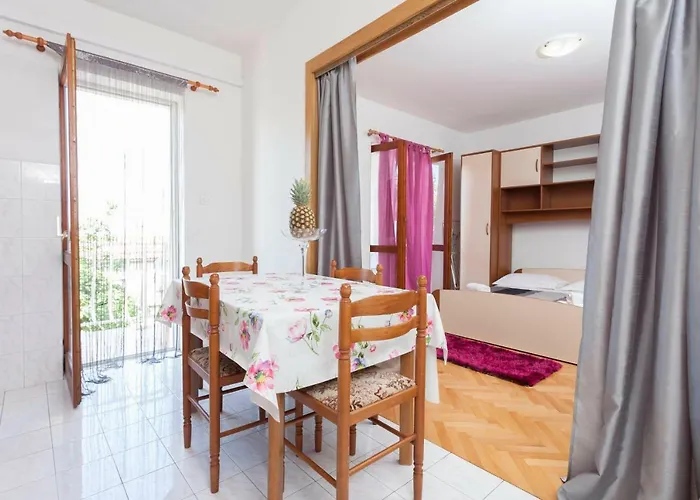 Apartman Ana *